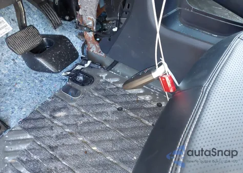 2022 Ford Mustang Mach-E Premium from USA, damaged, VIN 3FMTK3R71NMA38216